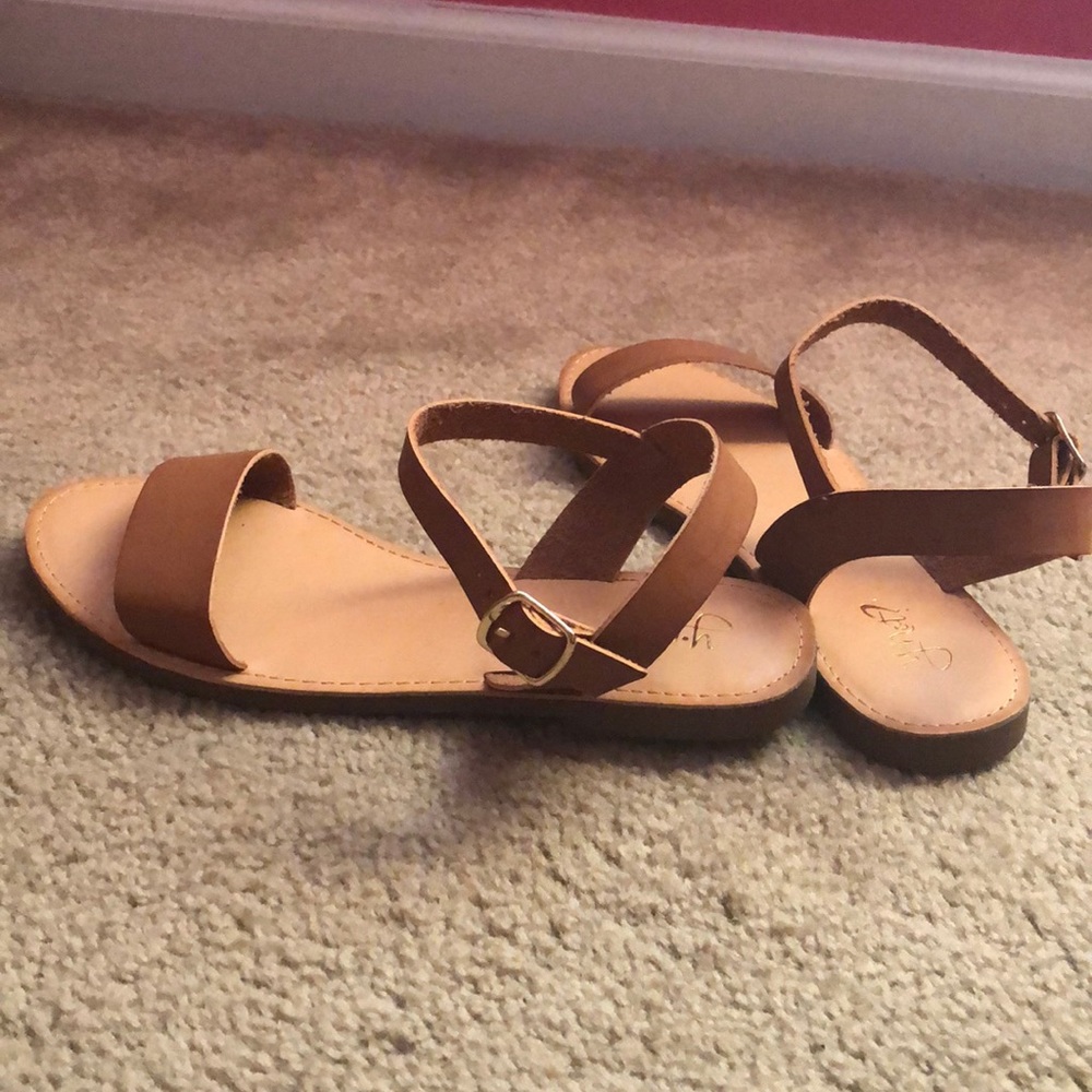 NWOT Ankle Strap Sandals